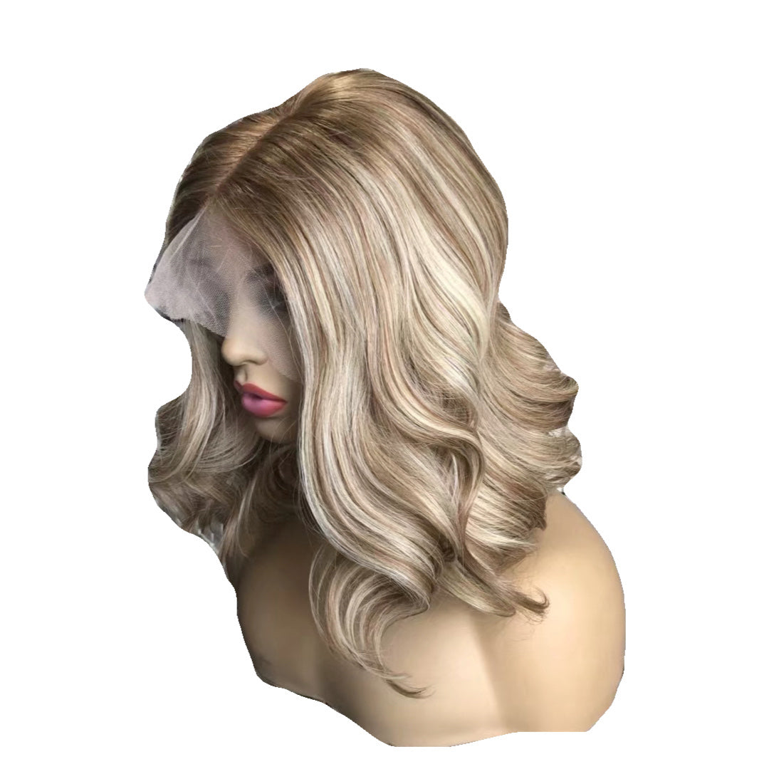 wavy bob wig with highlight